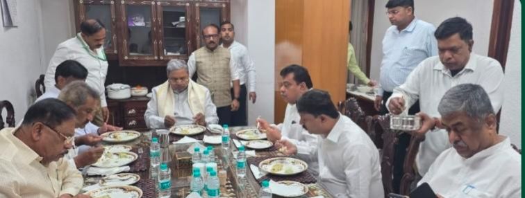 ಬಿಗ್ ಬ್ರೇಕಿಂಗ್: ಸಿಎಂ ನಿವಾಸದಲ್ಲಿ ಹೈವೋಲ್ಟೇಜ್ ಬ್ರೇಕ್ಫಾಸ್ಟ್ ಮೀಟಿಂಗ್; ಯಾರಿಗೆ ಸಿಗಲಿದೆ ಮುಂದಿನ ಪಟ್ಟ.?