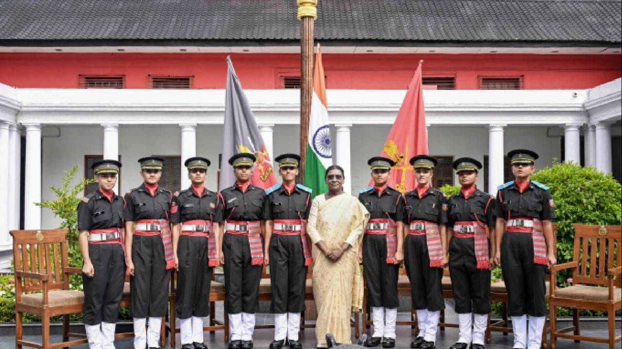 ಐಎಂಎ ಇತಿಹಾಸದಲ್ಲೇ ಮೊದಲು: ಭಾರತೀಯ ಸೇನೆಗೆ ಸೇರ್ಪಡೆಯಾದ 9 ಮಹಿಳಾ ಅಧಿಕಾರಿಗಳು.!