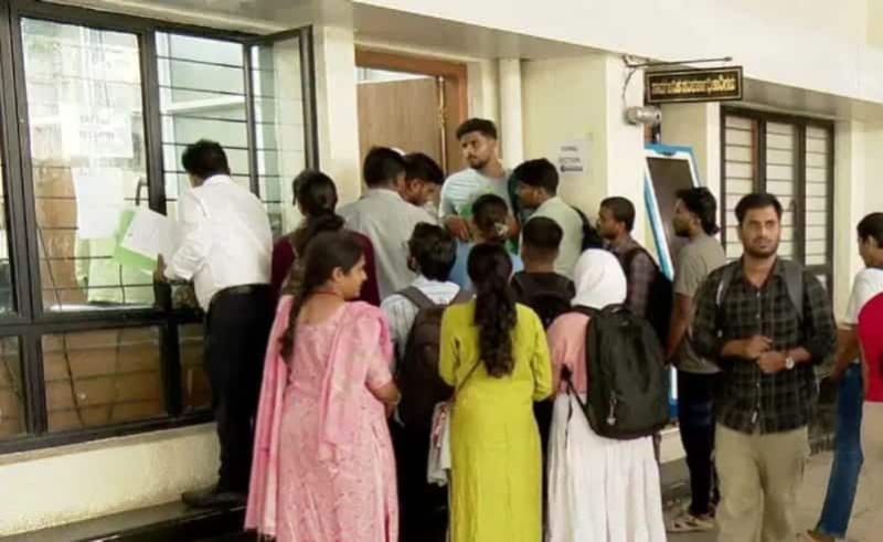 PGCET ಕೌನ್ಸಿಲಿಂಗ್ ವಿಳಂಬ: 2ನೇ ಸುತ್ತಿನ ಸೀಟು ಹಂಚಿಕೆ ಬಗ್ಗೆ ಕೆಇಎ ಮೌನ, ಅಭ್ಯರ್ಥಿಗಳ ಆಕ್ರೋಶ..!