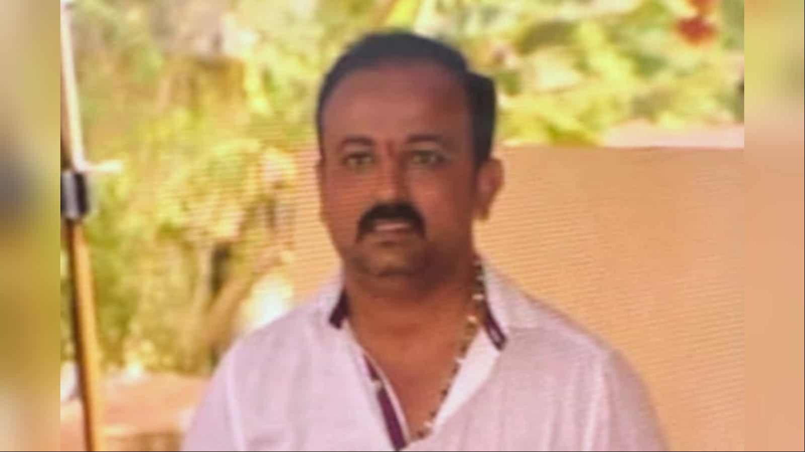 ಉಡುಪಿ: ಗಾಜಿನ ಬ್ಲಾಕ್ ಇಳಿಸುವ ವೇಳೆ ಅವಘಡ; ಸಾಮಾಜಿಕ ಕಾರ್ಯಕರ್ತ ಸುನಿಲ್ ಬೈಲಕೆರೆ ಮೃತ್ಯು.!